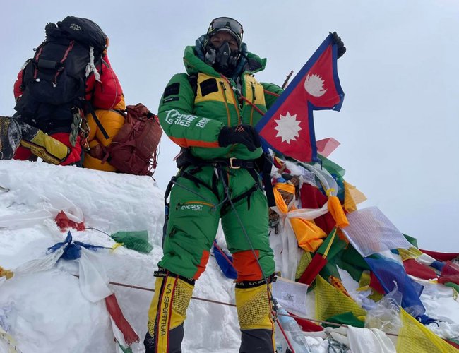 Kami Rita Sherpa Makes History Again: 31st Summit of Mount Everest