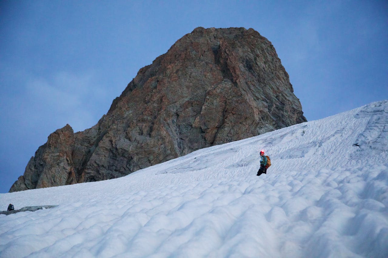 Lobuche East Peak
